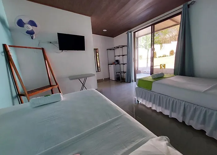 Hotel Carlota 3*