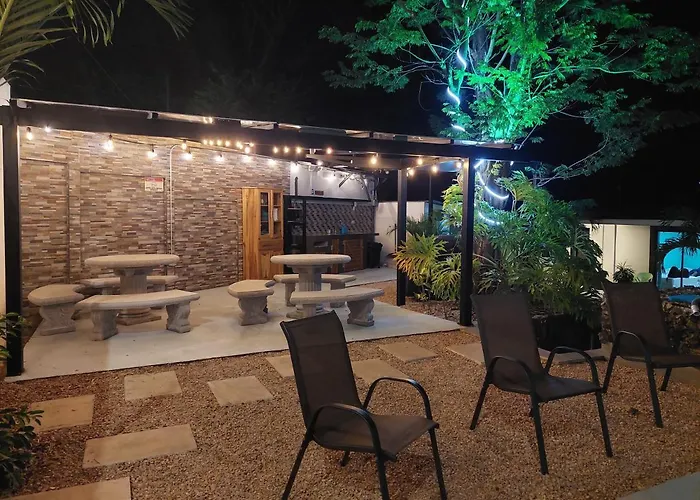 Carlota Hotel
